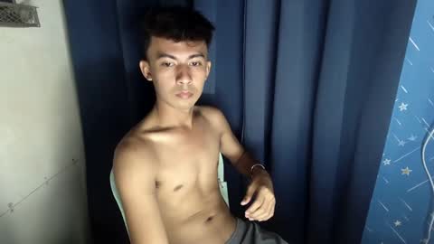 Snapshot of lovetosuckxox chatting on 13, 2, 2025 lovetosuckxox online show from 13, 2, 2025