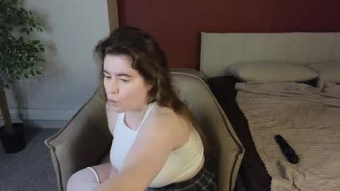Snapshot of lovvingwhisperr chatting on 1, 7, 2026 Erika online show from 1, 7, 2026
