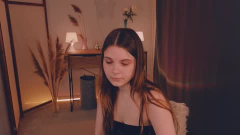 Snapshot of lu__lane chatting on 10, 9, 2025 Lu 3 online show from 10, 9, 2025