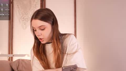 Snapshot of lu__lane chatting on 10, 10, 2025 Lu 3 online show from 10, 10, 2025