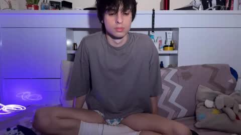 Snapshot of luan2006lovecarti chatting on 24, 10, 2025 luan online show from 24, 10, 2025