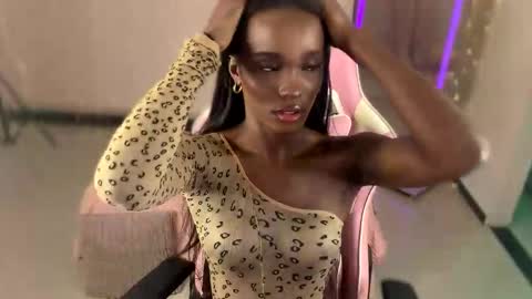 IG luana orq online show from 11, 3, 2026