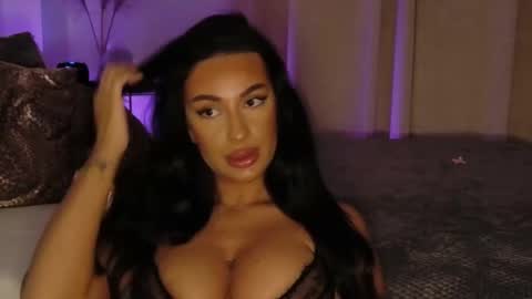 Snapshot of luanaxdess chatting on 29, 5, 2026 Luana Dess online show from 29, 5, 2026