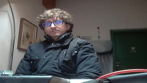 Snapshot of luca78_78 chatting on 23, 11, 2025 luca78 online show from 23, 11, 2025