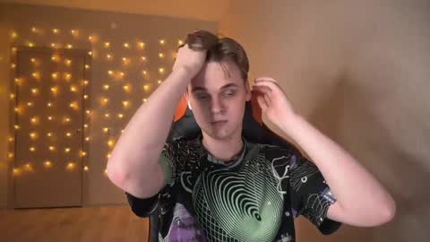 Lucas Gill online show from 12, 1, 2025