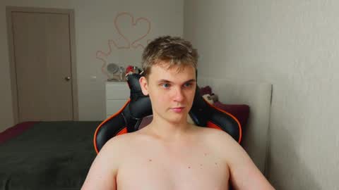 Lucas Gill online show from 30, 9, 2025