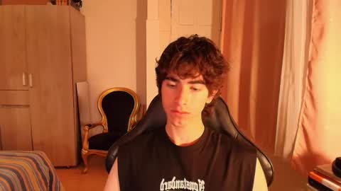 lucas_xo online show from 23, 9, 2025