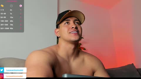 Snapshot of lucasanto_ chatting on 12, 12, 2024 LUCA SANTOS online show from 12, 12, 2024