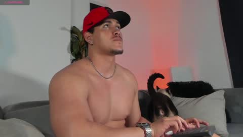 Snapshot of lucasanto_ chatting on 24, 1, 2025 LUCA SANTOS online show from 24, 1, 2025