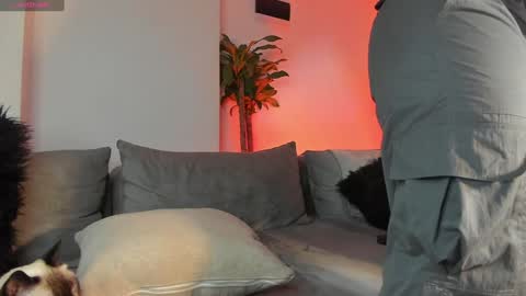 Snapshot of lucasanto_ chatting on 30, 1, 2025 LUCA SANTOS online show from 30, 1, 2025