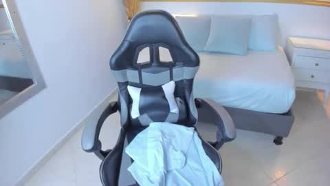 L U C C I A online show from 8, 10, 2025