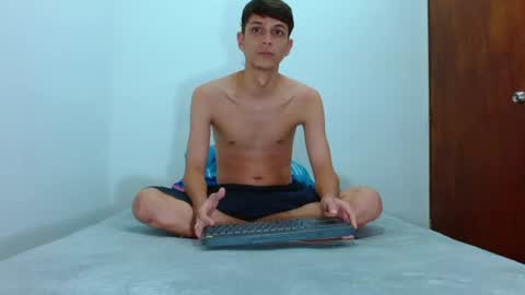 LUCHO HOT  online show from 21, 7, 2026