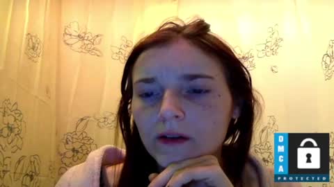 Luci Layne online show from 17, 9, 2025