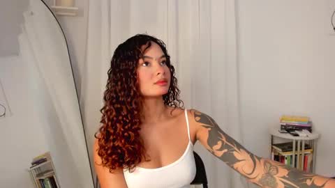 Lucia online show from 7, 3, 2025