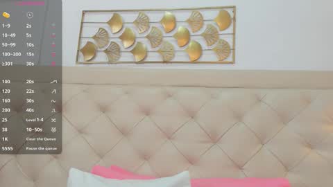 lucia_lorenz online show from 9, 2, 2026