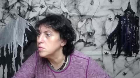 LuciaMi online show from 19, 10, 2025