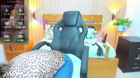 Luciana online show from 9, 12, 2024