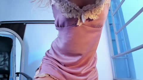 Luciana Evans online show from 23, 10, 2025