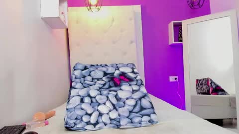 Luciana online show from 14, 4, 2026