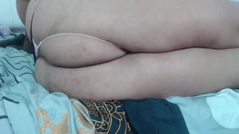 Snapshot of luciana_milf1 chatting on 5, 3, 2025 Luciana online show from 5, 3, 2025