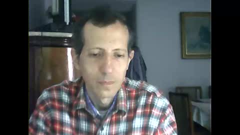 Snapshot of lucianoaxel chatting on 8, 12, 2024 Luciano online show from 8, 12, 2024