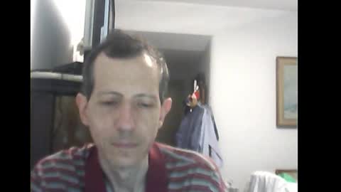 Snapshot of lucianoaxel chatting on 19, 12, 2024 Luciano online show from 19, 12, 2024