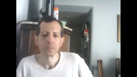 Snapshot of lucianoaxel chatting on 1, 1, 2025 Luciano online show from 1, 1, 2025