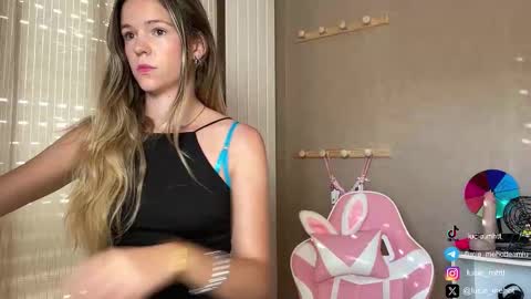 Lucie hot follow me on  online show from 18, 9, 2025