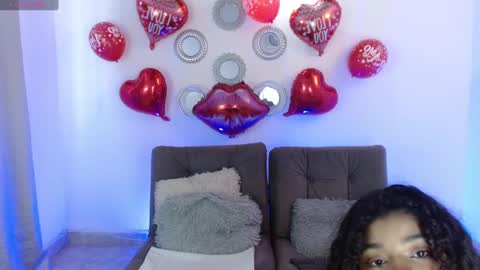 Snapshot of lucie_petite chatting on 12, 2, 2025 Lucie - online show from 12, 2, 2025