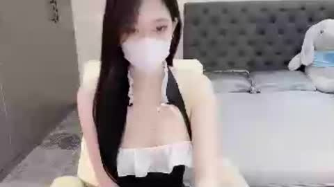 lucii04 online show from 19, 6, 2026