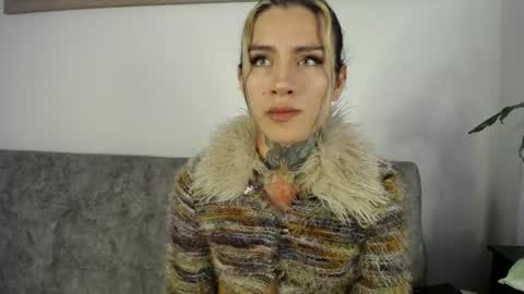 luciiana online show from 6, 4, 2026