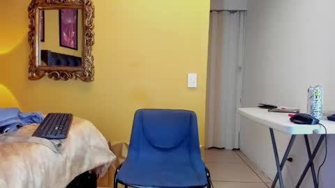 Snapshot of luckk_ chatting on 28, 5, 2026 luckk_ online show from 28, 5, 2026