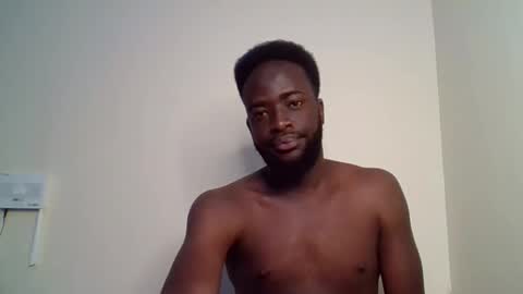 Snapshot of luckycharly chatting on 5, 10, 2025 MASTER  DOM online show from 5, 10, 2025