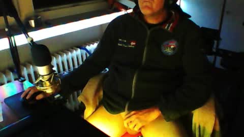 Snapshot of luckyfreak1 chatting on 12, 9, 2025 call me Stefan online show from 12, 9, 2025