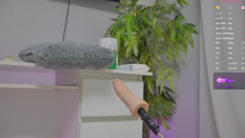 Snapshot of luckystrikee_ chatting on 26, 5, 2026 Alice online show from 26, 5, 2026