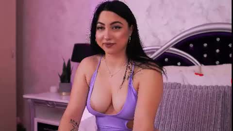 Snapshot of luckyymia chatting on 17, 7, 2026 Mia online show from 17, 7, 2026