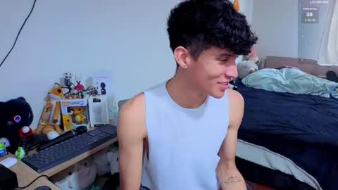 Lu Independent Model online show from 23, 11, 2025