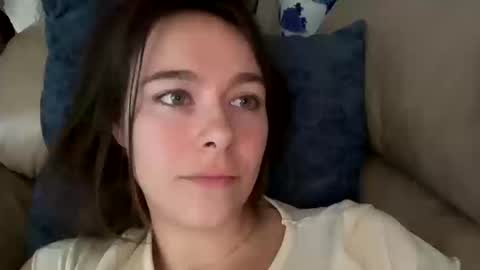 Snapshot of lucy12821 chatting on 17, 10, 2025 Lucy online show from 17, 10, 2025