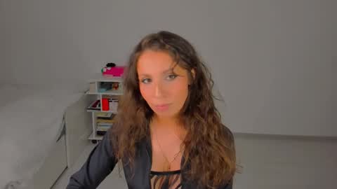lucy__ray online show from 15, 1, 2026