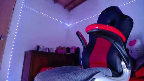 Snapshot of lucy_chanel chatting on 14, 9, 2025 lucy online show from 14, 9, 2025