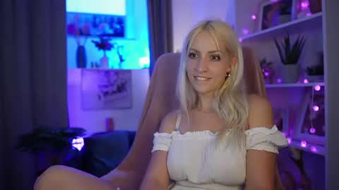 Cutie Lucy online show from 26, 6, 2026