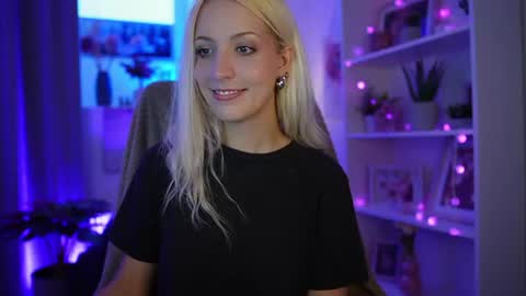 Cutie Lucy online show from 17, 7, 2026