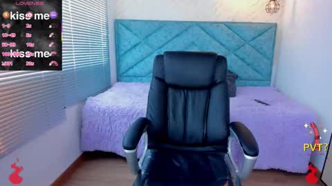 Lucy Greys online show from 13, 1, 2026