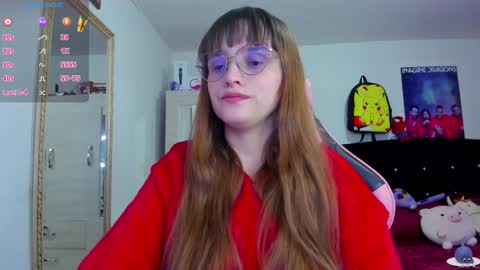 Snapshot of lucy_hess_ chatting on 30, 12, 2024 Lucy online show from 30, 12, 2024