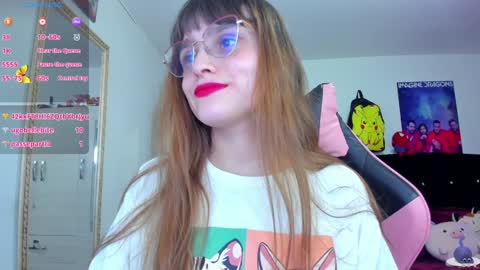 Snapshot of lucy_hess_ chatting on 11, 1, 2025 Lucy online show from 11, 1, 2025