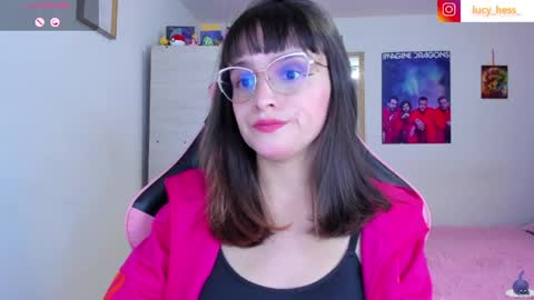 Snapshot of lucy_hess_ chatting on 29, 5, 2026 Lucy online show from 29, 5, 2026