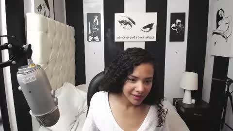 lucy_lorelei online show from 16, 6, 2026