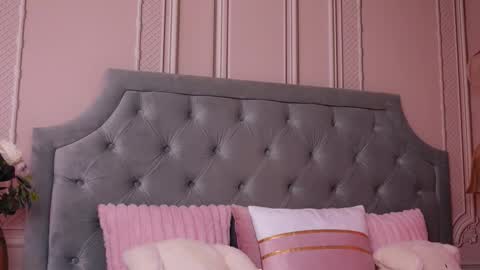 Snapshot of lucyaddison chatting on 27, 10, 2025 LucyAddison online show from 27, 10, 2025