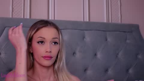 Snapshot of lucyaddison chatting on 28, 11, 2025 LucyAddison online show from 28, 11, 2025