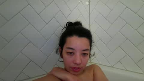 Snapshot of lucylitt25 chatting on 15, 6, 2026 lucylitt25 online show from 15, 6, 2026